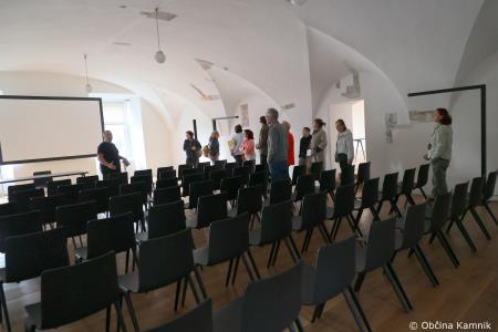 Javno vodstvo po samostanu Mekinje in predstavitev nove večnamenske dvorane (53)